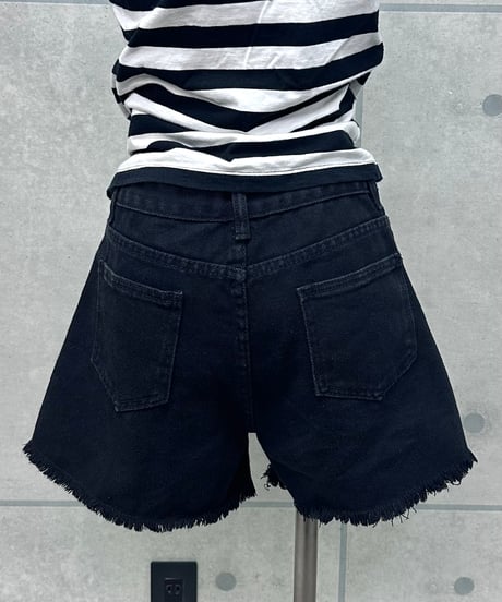 black short pants