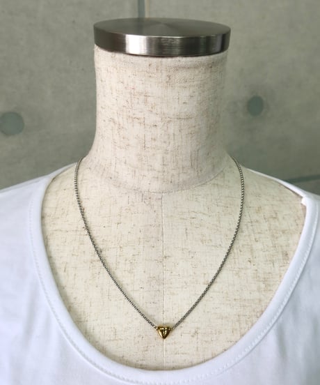 magnetic heart necklace