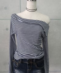off shoulder border top