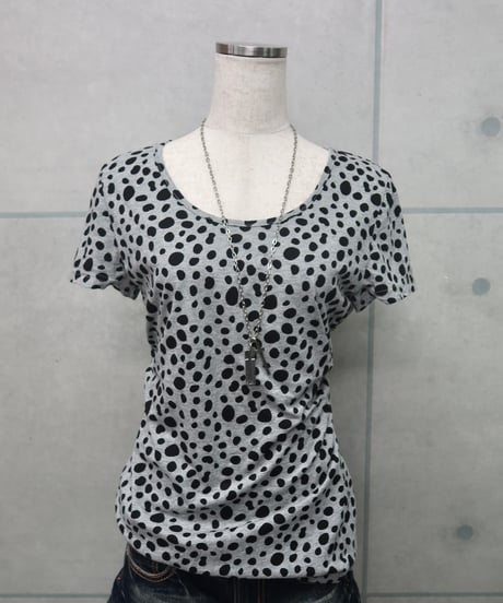 animal print tee