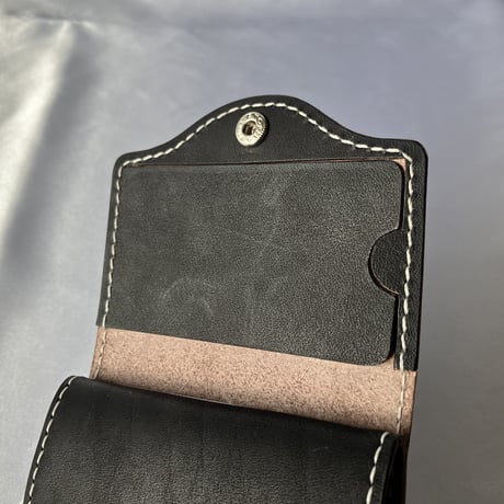 Pausa / Tochigi – Solid (Black w/ Natural Stitch）