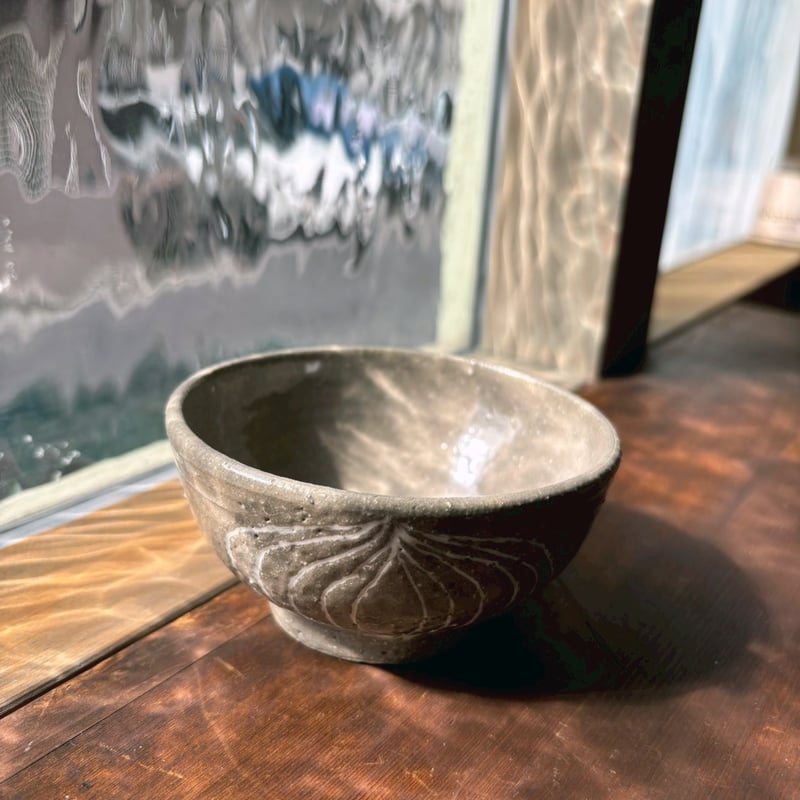 森田隆太郎 作｜手作り陶器茶碗｜灰釉しのぎ模様｜陶器お皿 | Studio