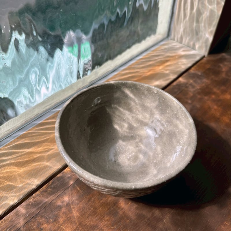 森田隆太郎 作｜手作り陶器茶碗｜灰釉しのぎ模様｜陶器お皿 | Studio