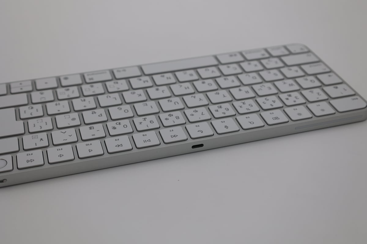 Magic Keyboard (USB-C) - 日本語（JIS）Touch ID付き | M