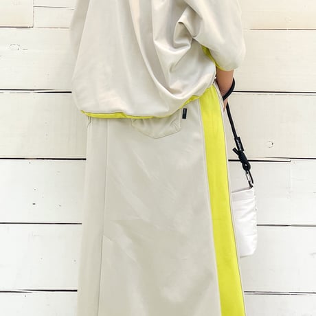 【ayane】 ロゴワンピース【826538】
