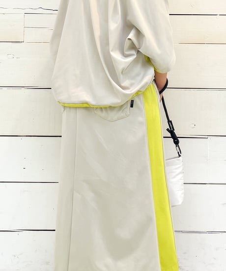 【ayane】 ロゴワンピース【826538】