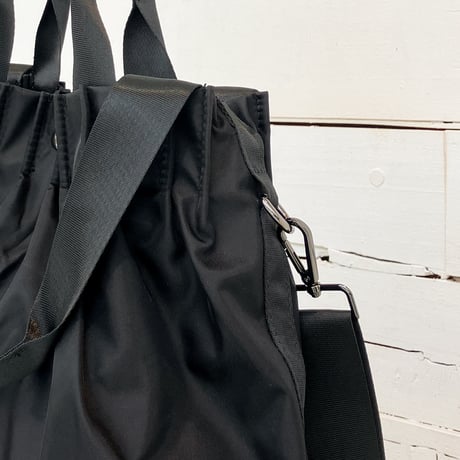 【CURI BISCUI】 TUCK PLEAT 2 HANDLE TOTE BAG
