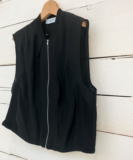 【33℃】 ニット切替シアzip VEST【bc604801】