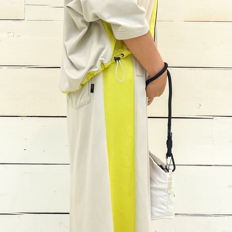 【ayane】 ロゴワンピース【826538】