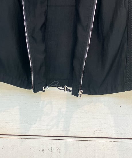【33℃】 ニット切替シアzip VEST【bc604801】