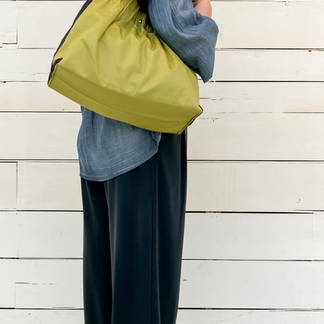【CURI BISCUI】 TUCK PLEAT 2 HANDLE TOTE BAG