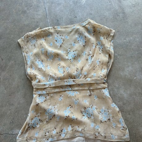 BANANA REPUBLIC シースルー　花柄　トップス