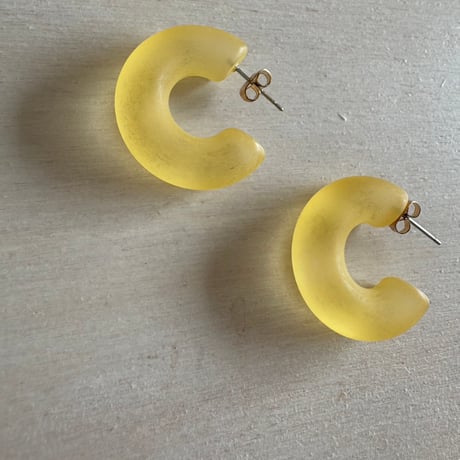 レモン色 透明 フープ ピアス