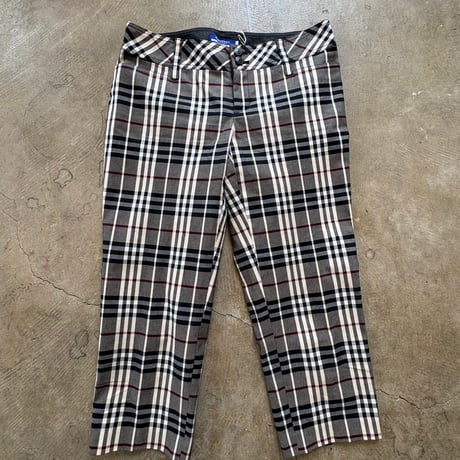 Burberry チェック9部丈パンツ