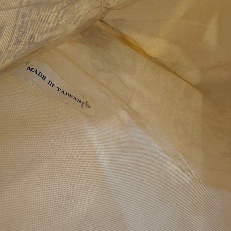 MADE IN TAIWAN antique トートBAG