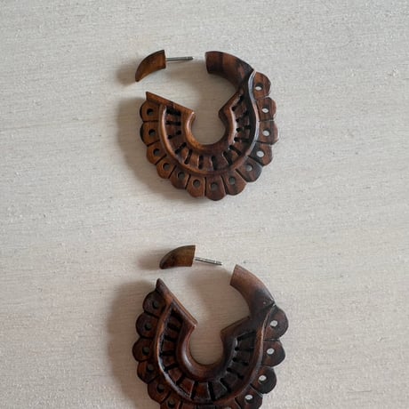 vintage ウッド フープ ピアス