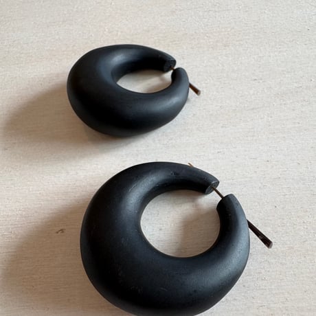 vintage 漆黒 フープ ピアス