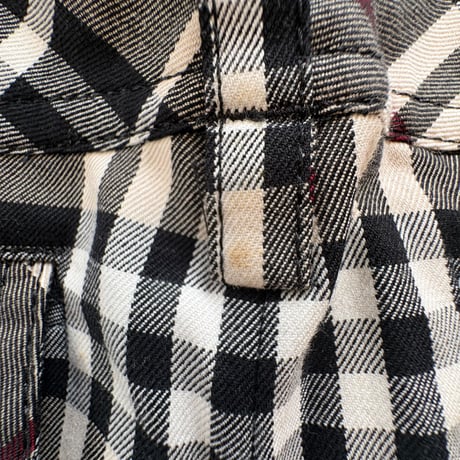 Burberry チェック9部丈パンツ