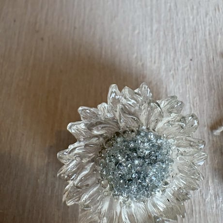antique クリア　２トーン　お花　イヤリング