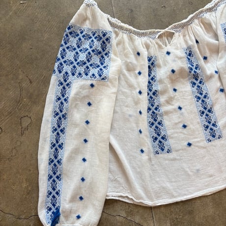 vintage ルーマニア刺繍 ブラウス