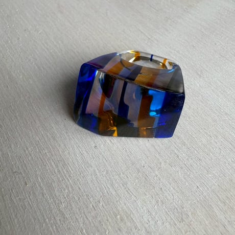 透明　カラフル　リング