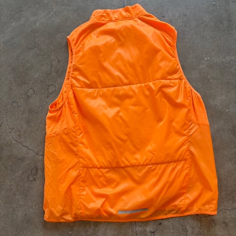 NIKE RUNNIG フルジップ VEST