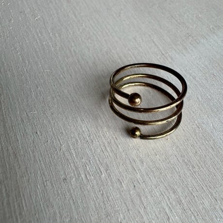 antique くるくる　リング