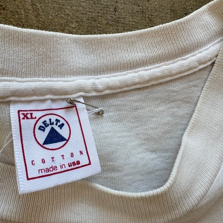 90s Airedale Terrier TEE