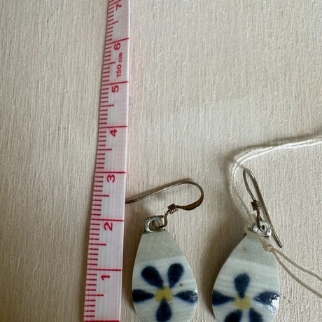 シルバー925 陶器お花モチーフ　ピアス