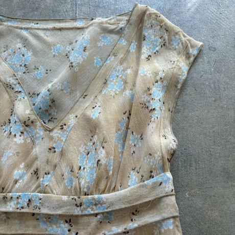 BANANA REPUBLIC シースルー　花柄　トップス