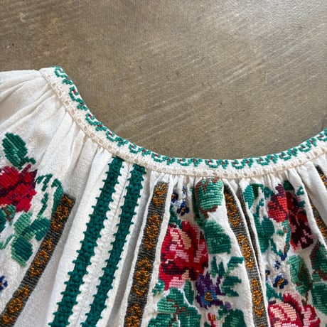 antique 30s クロスステッチ ルーマニア 刺繍 民族 ブラウス