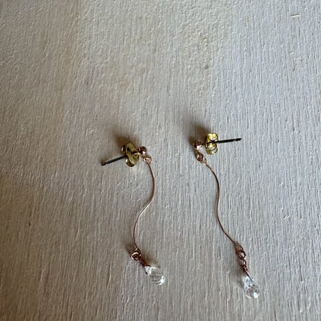雫　ピアス