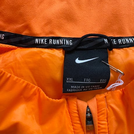 NIKE RUNNIG フルジップ VEST