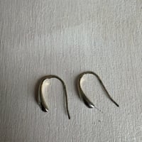 like シルバー 三日月モチーフ　ピアス