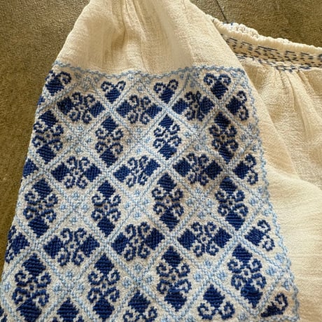 vintage ルーマニア刺繍 ブラウス