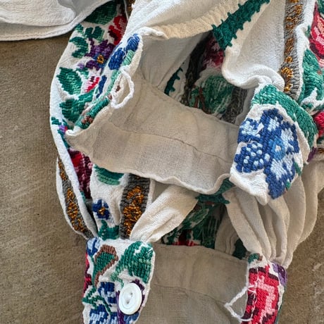 antique 30s クロスステッチ ルーマニア 刺繍 民族 ブラウス
