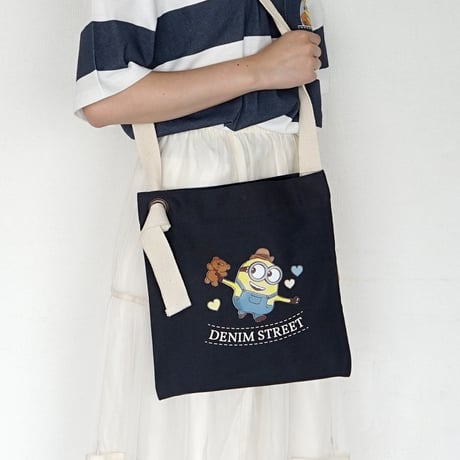 サコッシュ