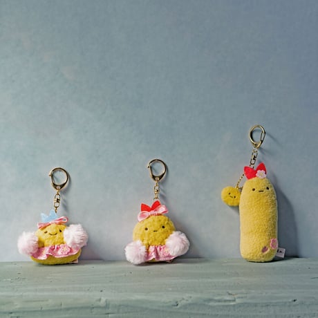 伊勢店限定【ぶらさげぬいぐるみ】えびふらいのしっぽ