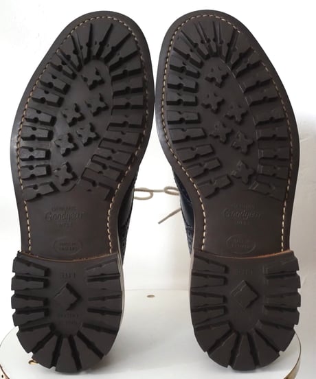 Tricker's 91/2