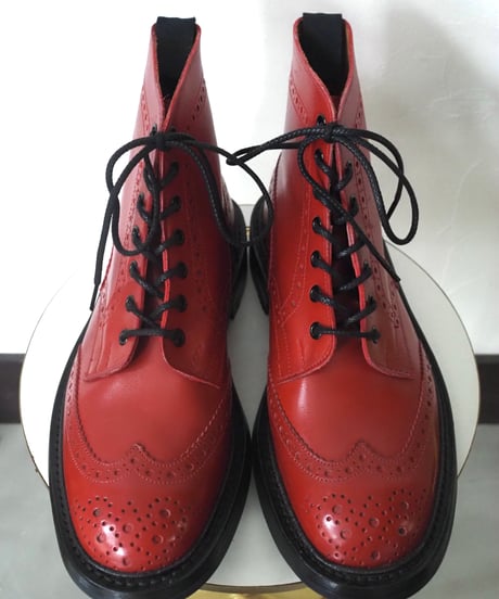 Tricker's 81/2