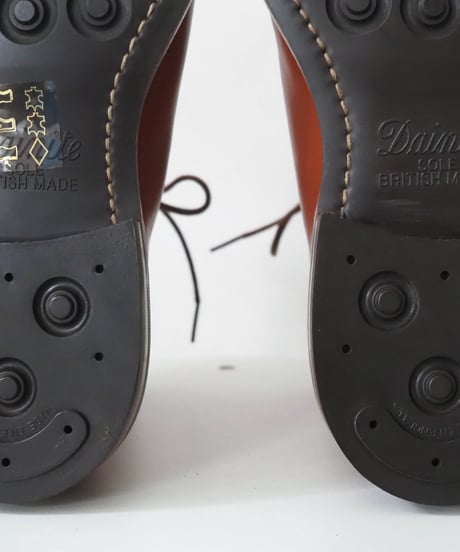 Tricker's 8
