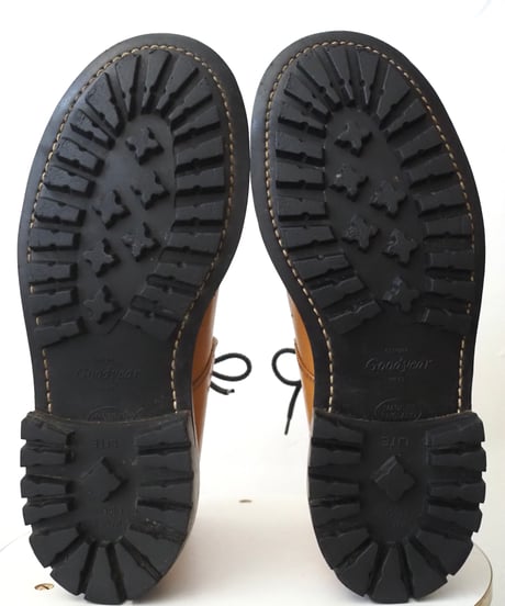 Tricker's 71/2
