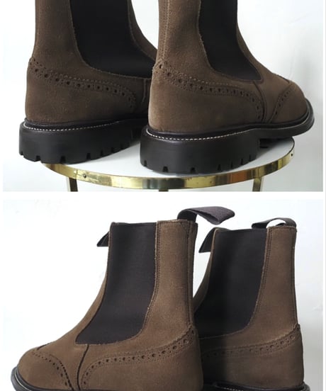 Tricker's 8