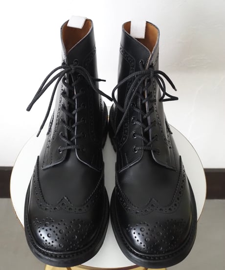 Tricker's 9