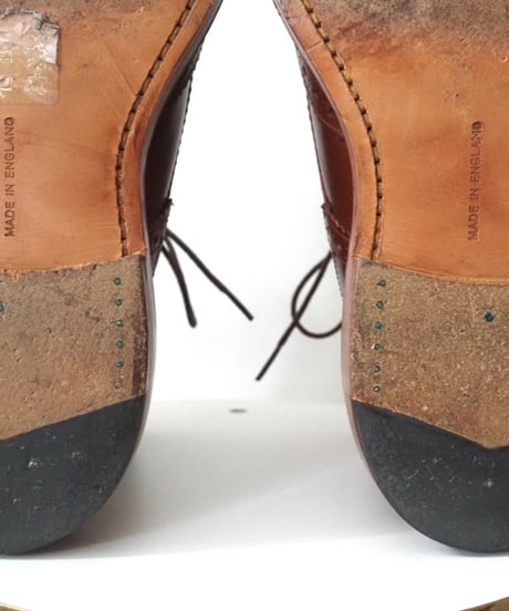Tricker's 8