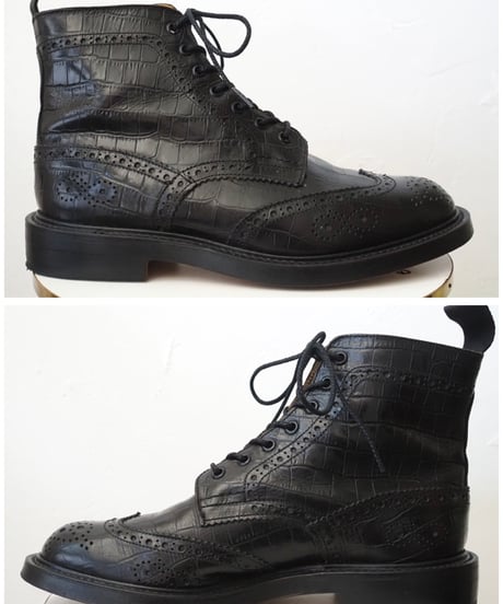 Tricker's 8
