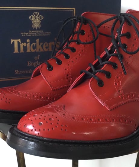 Tricker's 81/2