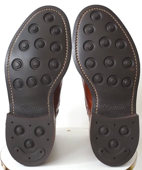 Tricker's 7