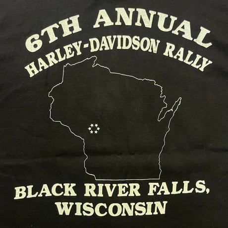 80s Harley-Davidson "BLACK RIVER FALLS, WISCONSIN" プリントTシャツ
