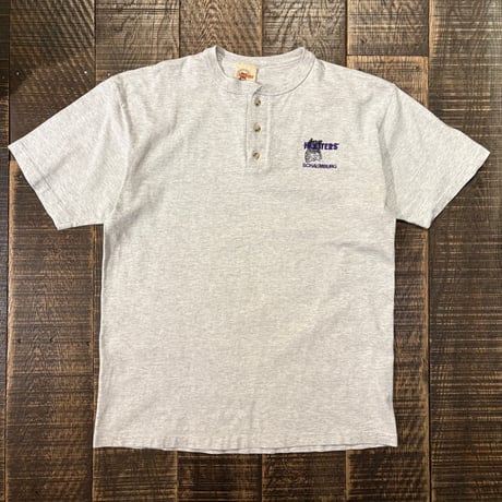 90s COTTON DELUXE ヘンリーネックTシャツ HOOTERS